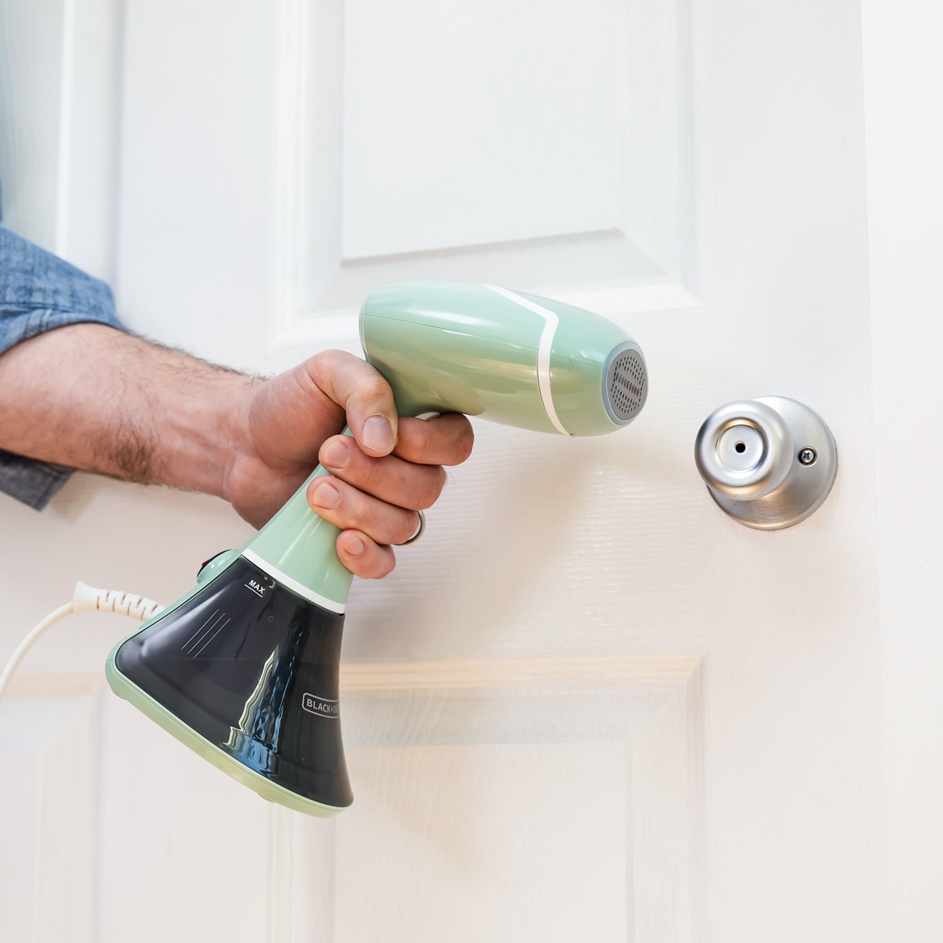 Black + Decker vaporizador ropa vertical planchado avanzado