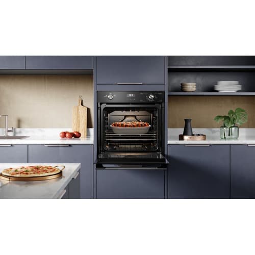 Frigidaire Horno Empotrable a gas de 24" con convección Negro